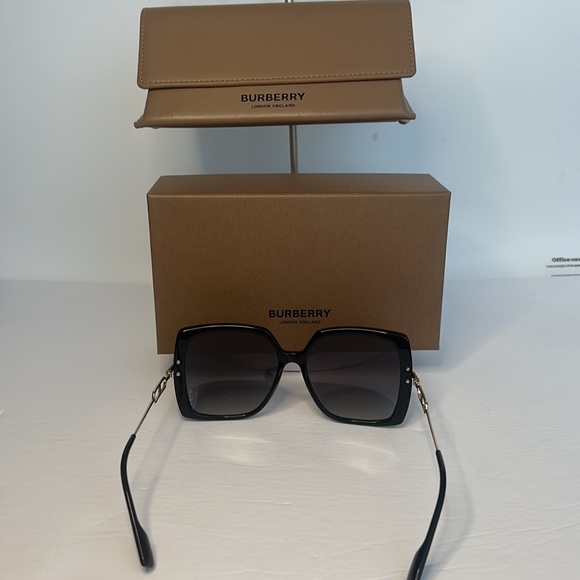 💯 - New - Burberry Luna BE4332F 30018G Sunglasses Women's Black/Grey Gradien… - Picture 6 of 13